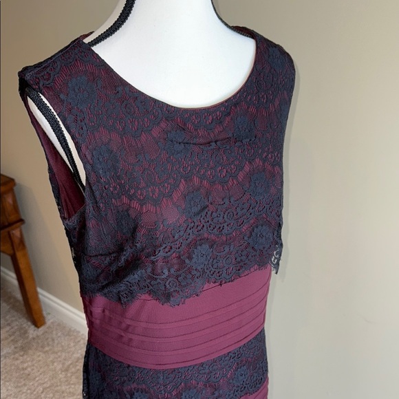 Cleo Midi Dress Burgundy Black Sheath Cocktail, maybe goth, Formal Women's Sz 12 - Picture 11 of 13